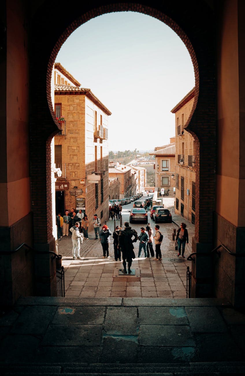 Travelora social post